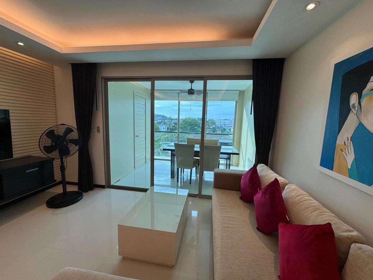 Modern 2-Bedroom Condo In Kamala Near The Beach Exteriér fotografie